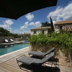 https://mas-des-tourterelles.fr-provencehotel.com